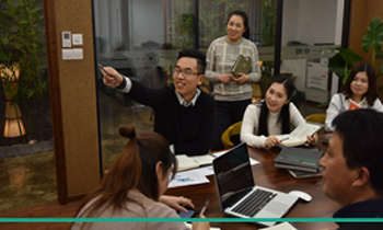 齊建企業風采三