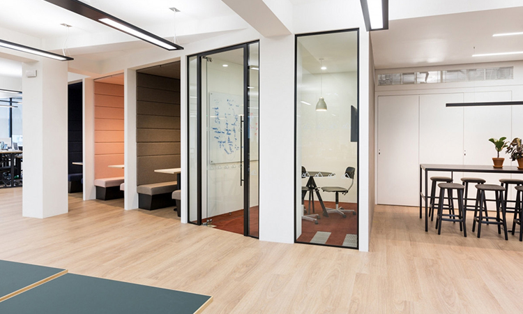 徐匯漕河涇軟件開(kāi)發(fā)公司會(huì)議室裝修效果圖 徐匯漕河涇軟件開(kāi)發(fā)公司會(huì)議室裝修效果圖