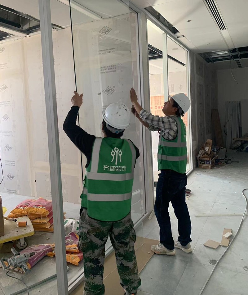 上海SK大廈辦公室裝修施工現(xiàn)場6 上海SK大廈辦公室裝修施工現(xiàn)場6