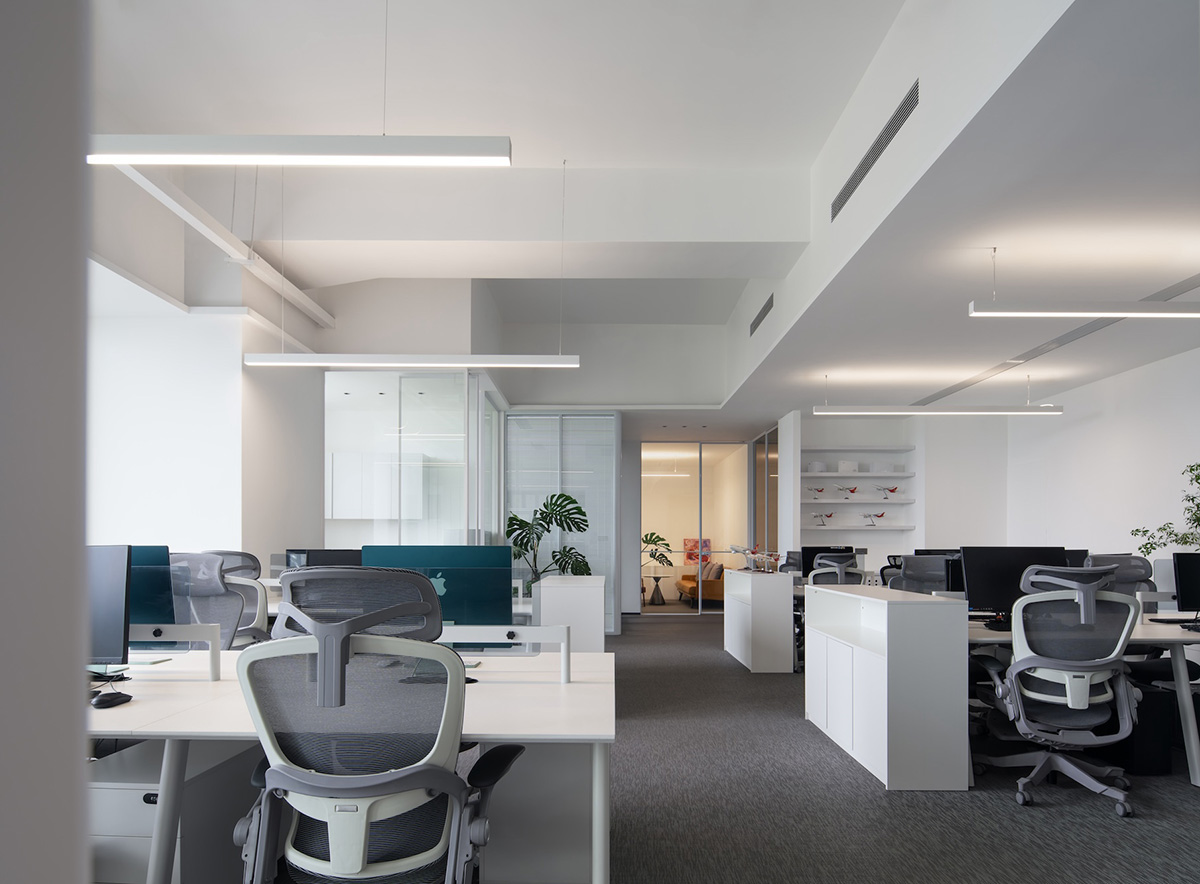 極簡硬裝辦公室效果圖