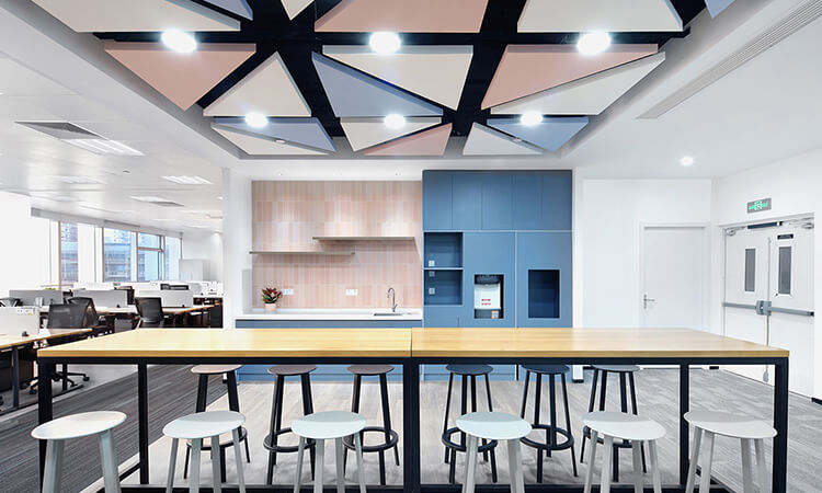 小型辦公會議室吊燈效果圖