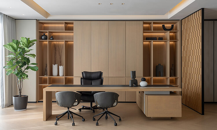 上海某科技企業老板辦公室