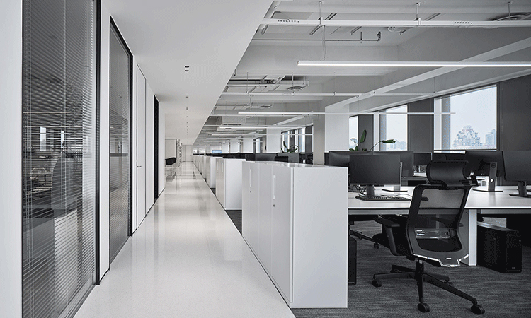 開放辦公區與獨間辦公室 開放辦公區與獨間辦公室